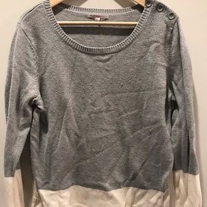 Gap sweater with shoulder button detail